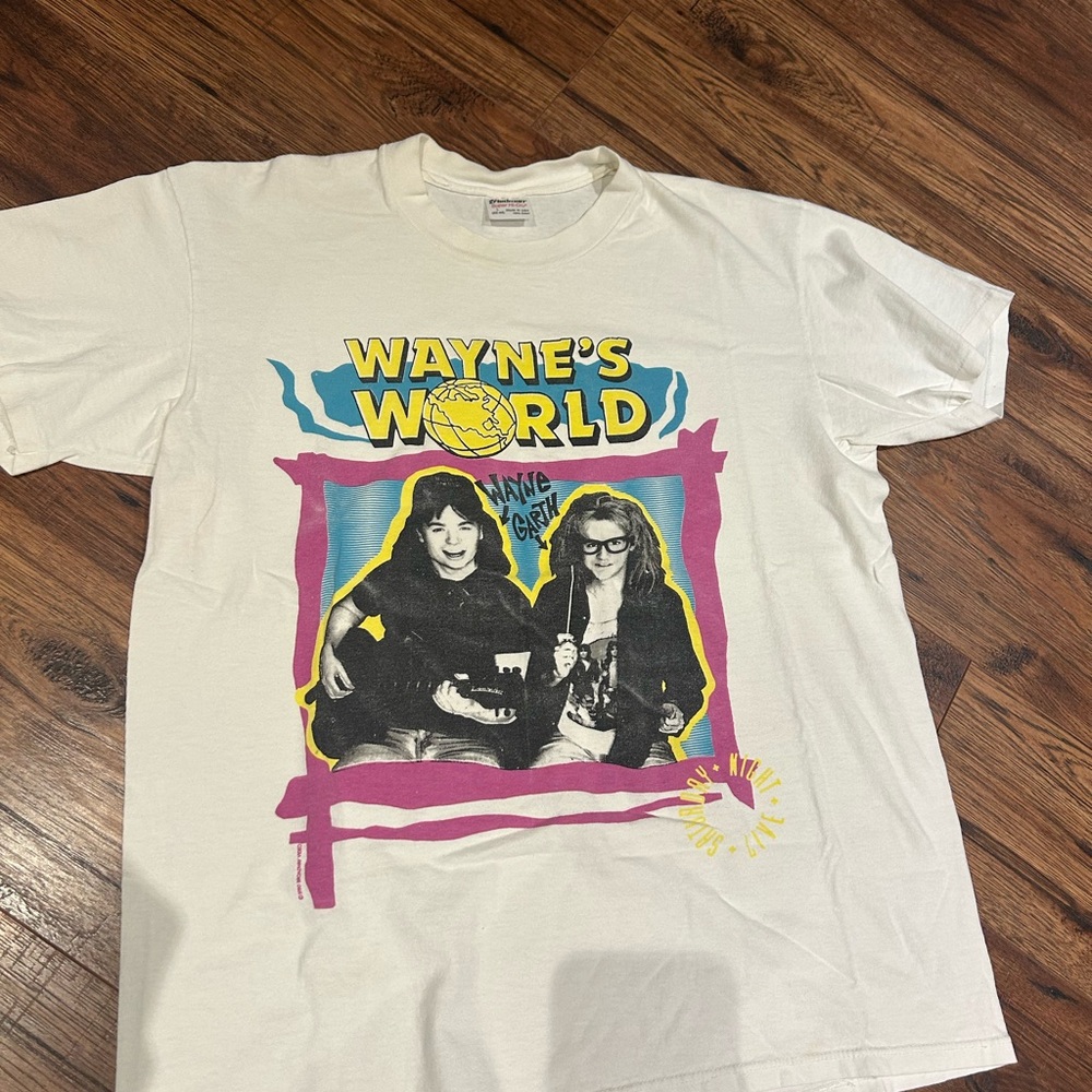 Wayne’s World 1990 Vintage Saturday Night Live Graphic Tee